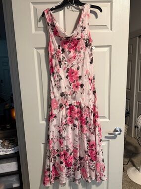 Alex Evenings White Maxi Dress with Pink Floral Print